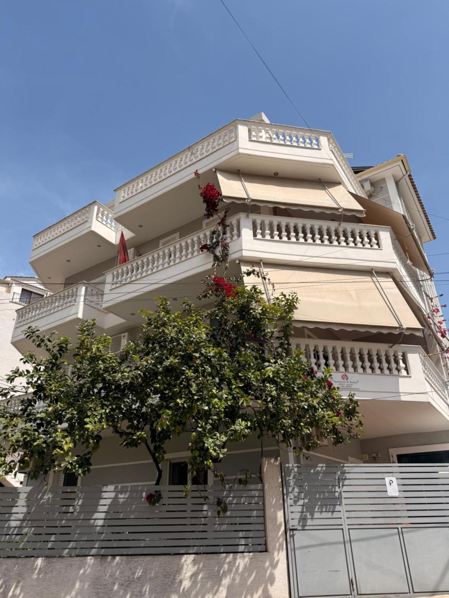 Apartments & Studios Ardian-Mandi Sarande-Albania エクステリア 写真