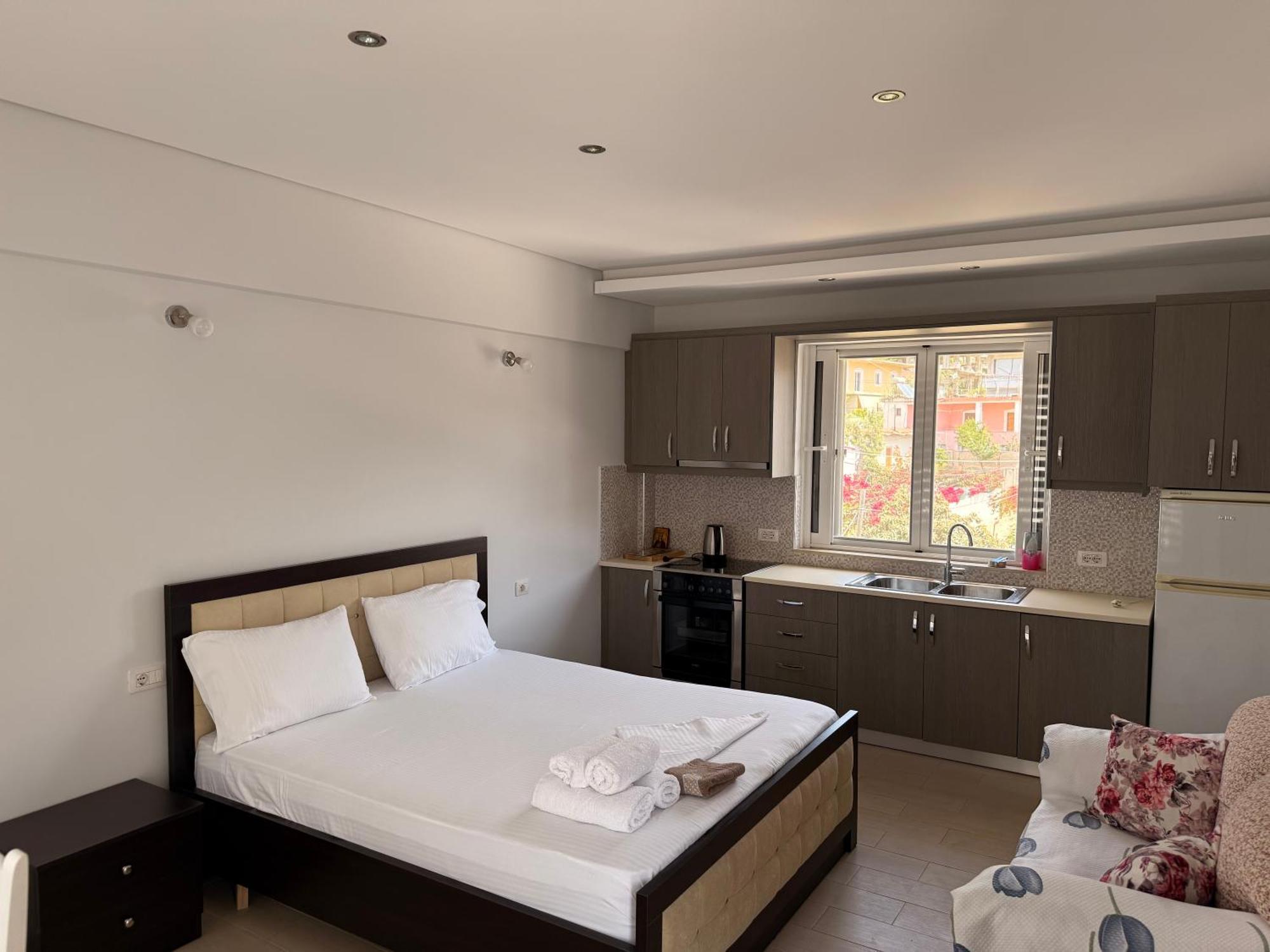 Apartments & Studios Ardian-Mandi Sarande-Albania エクステリア 写真