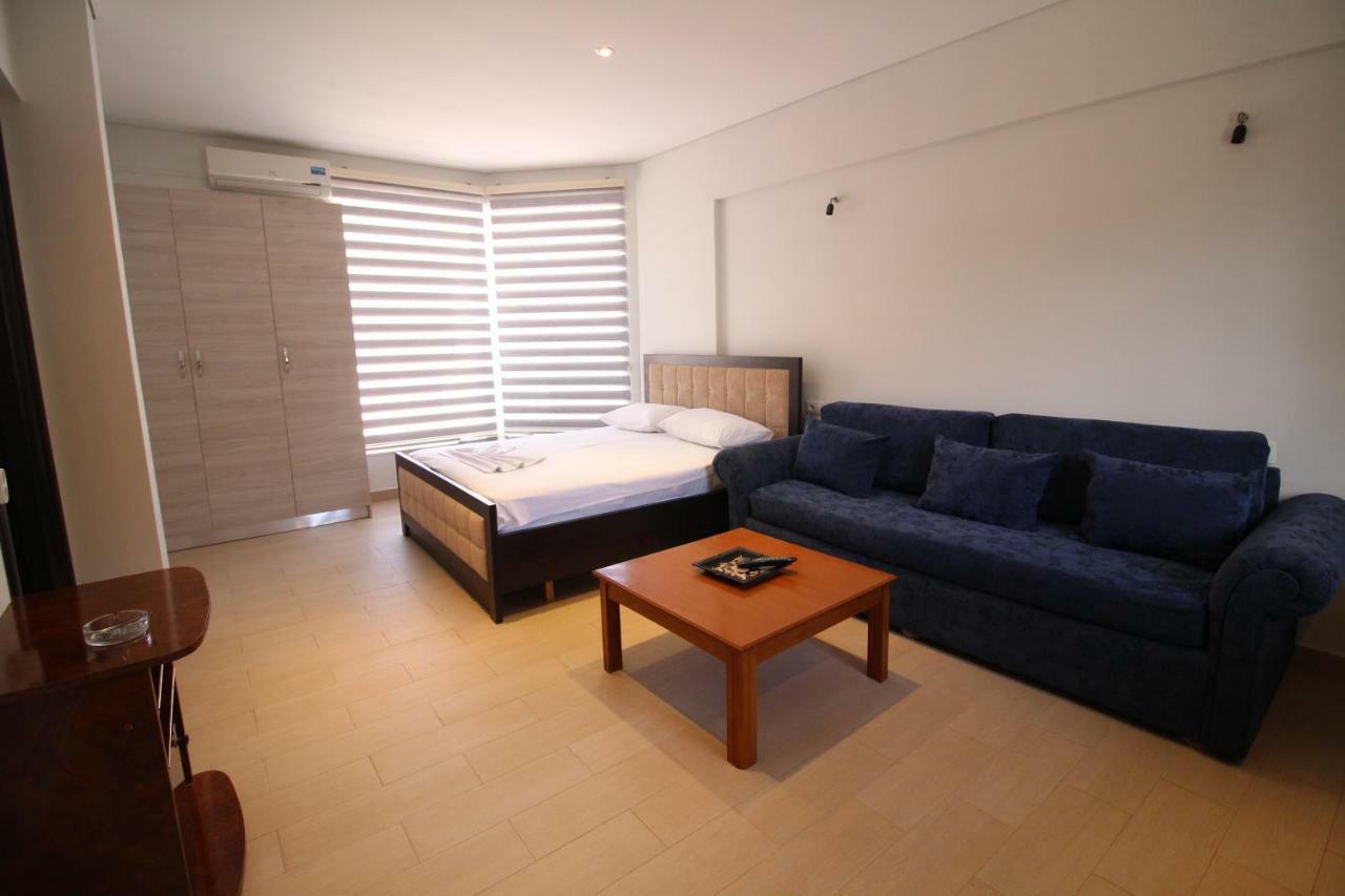 Apartments & Studios Ardian-Mandi Sarande-Albania エクステリア 写真