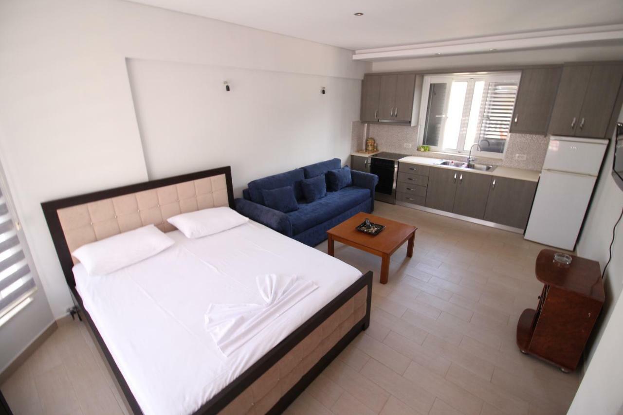 Apartments & Studios Ardian-Mandi Sarande-Albania エクステリア 写真